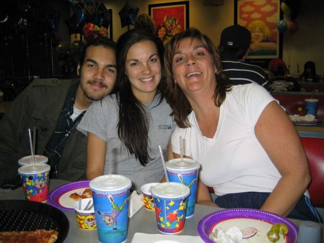 Stephanie Hunt's album, Chuck E Cheese with kids