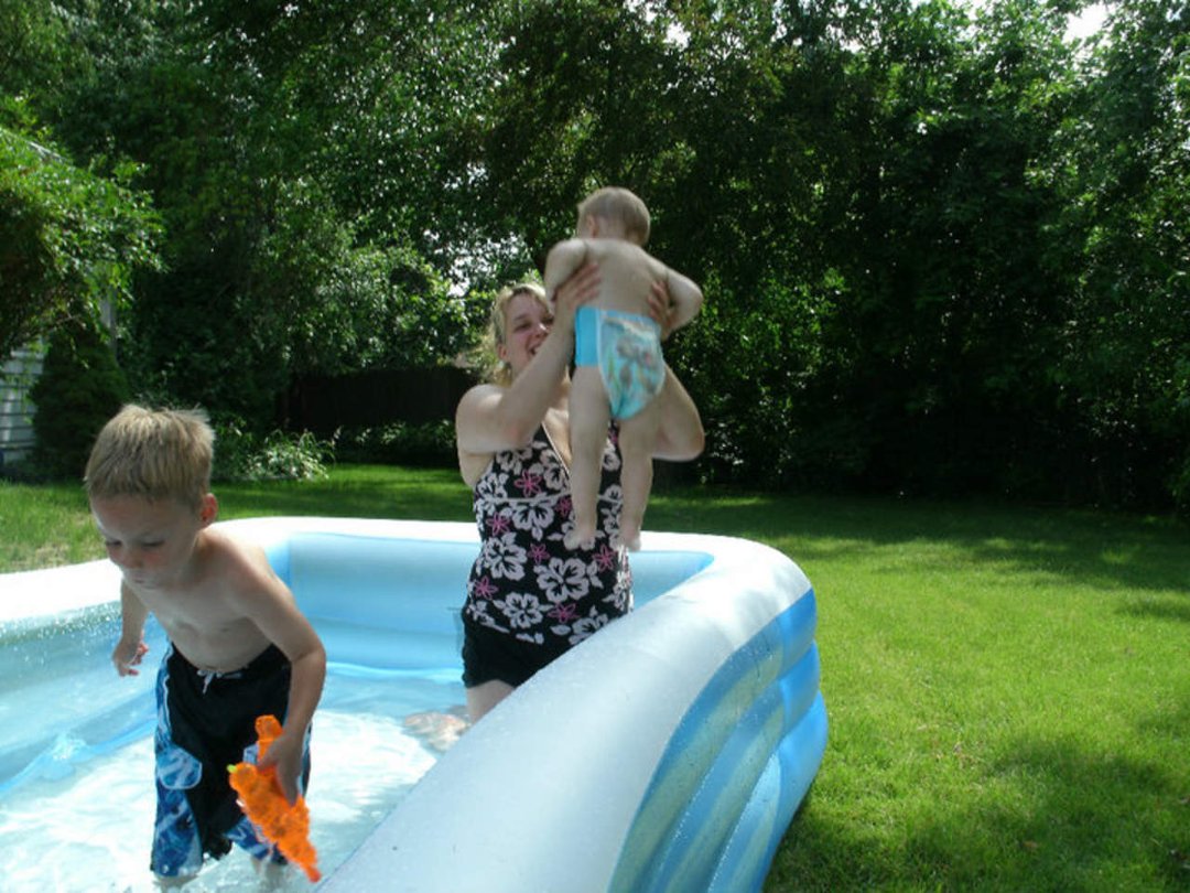 Cecelia Van Over's album, pool time