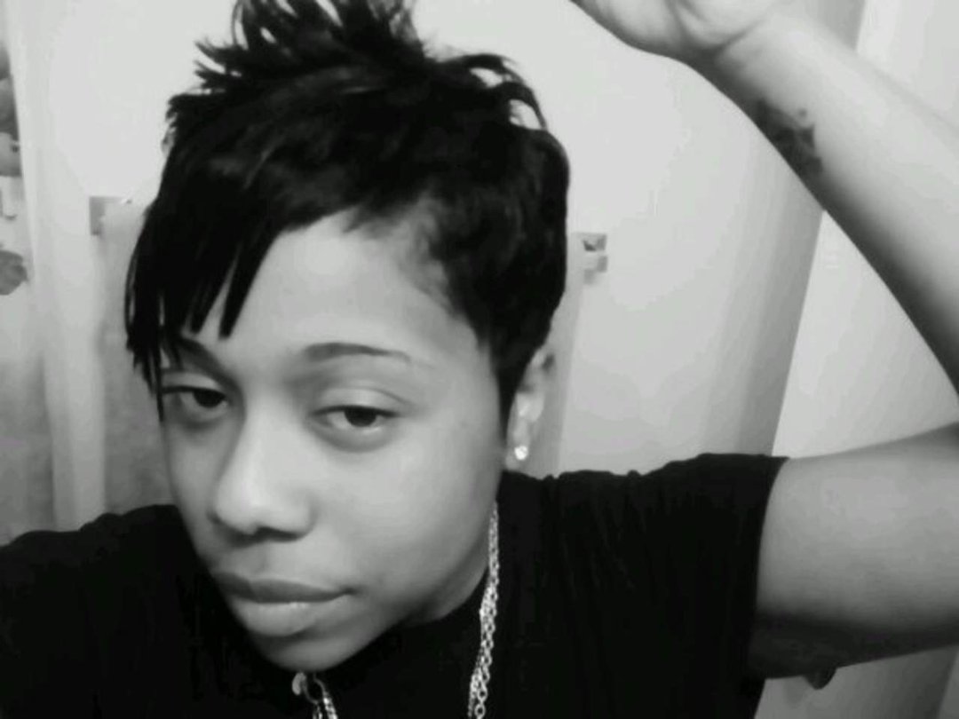 Brittney Moore's album, Profile Pictures