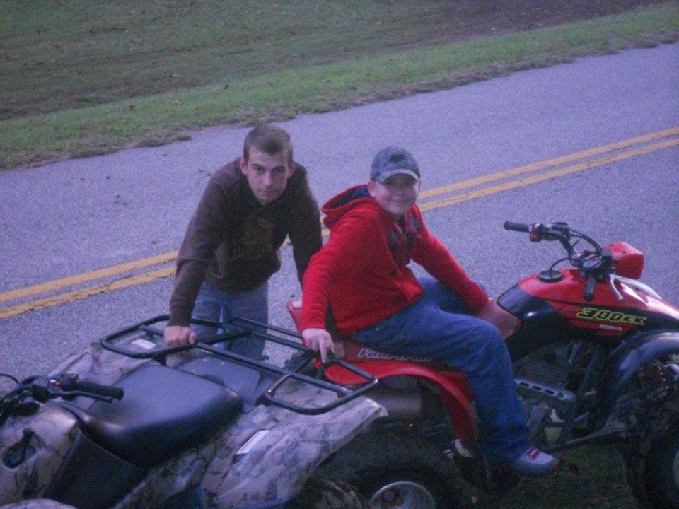 Brandon Akers' album, family
