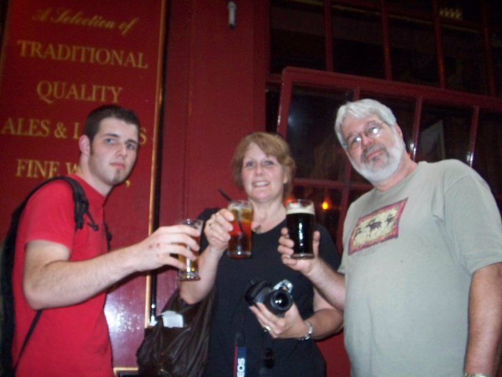 Dave Simmons' album, Dave and Family 2006