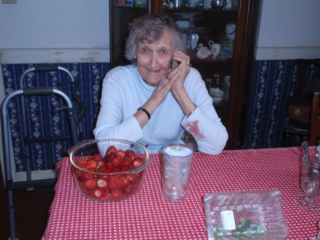 Clairli Thrower's album, Profile Pictures