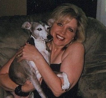 Joyce Pakos' album, Profile Pictures