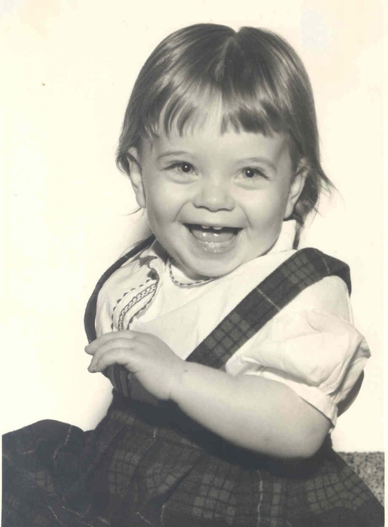 Lori Melnick's album, Profile Pictures