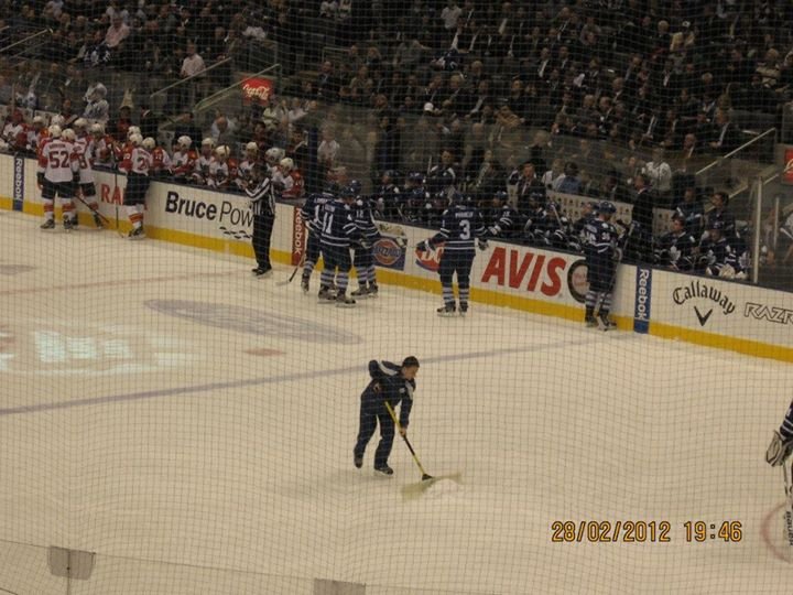 Aws Alsadoon's album, Leafs Game
