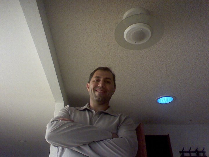 Radwan Faraj's album, Profile Pictures