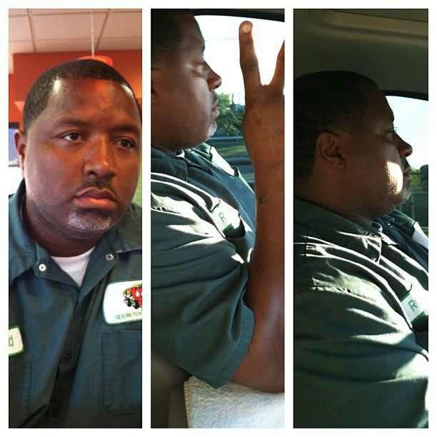 Aundrae Gilbert's album, Mobile Uploads