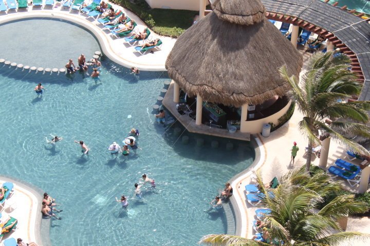 Terry Brown's album, Cancun