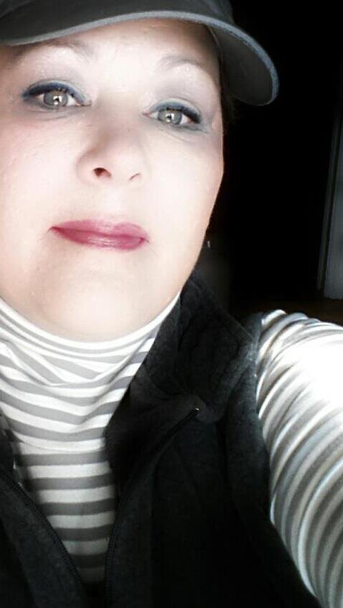 Beth Kanaby's album, Profile Pictures