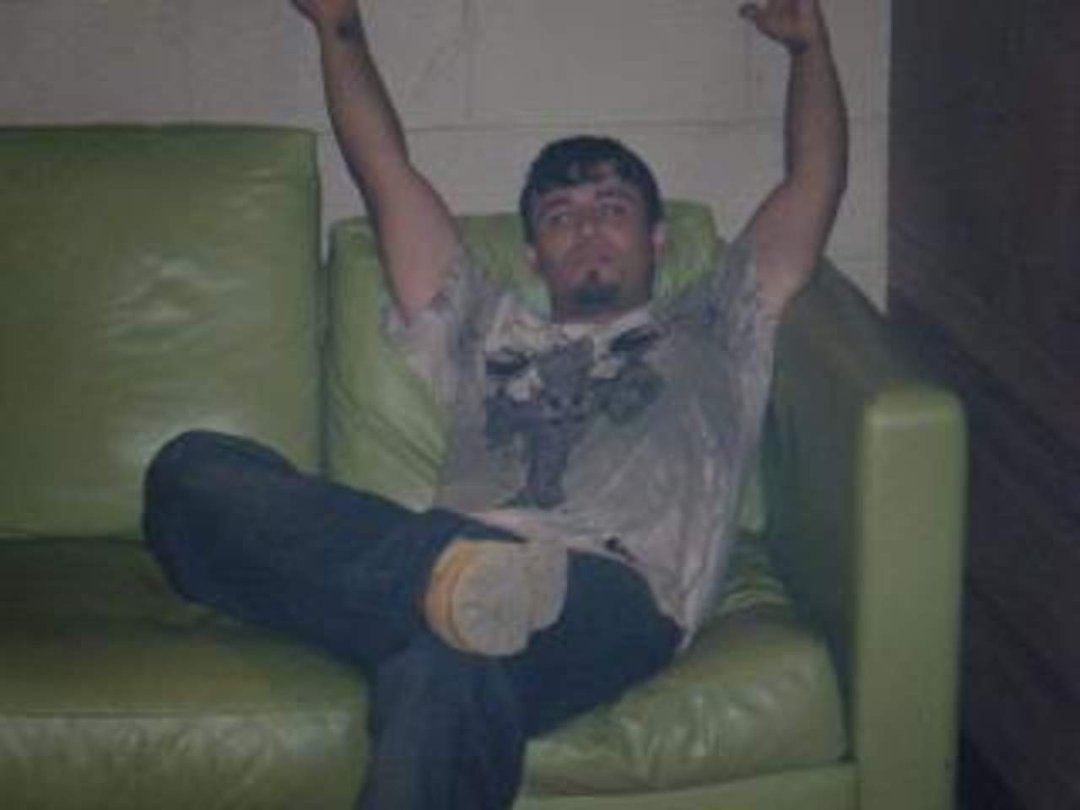 Joshua Jones' Classmates profile album