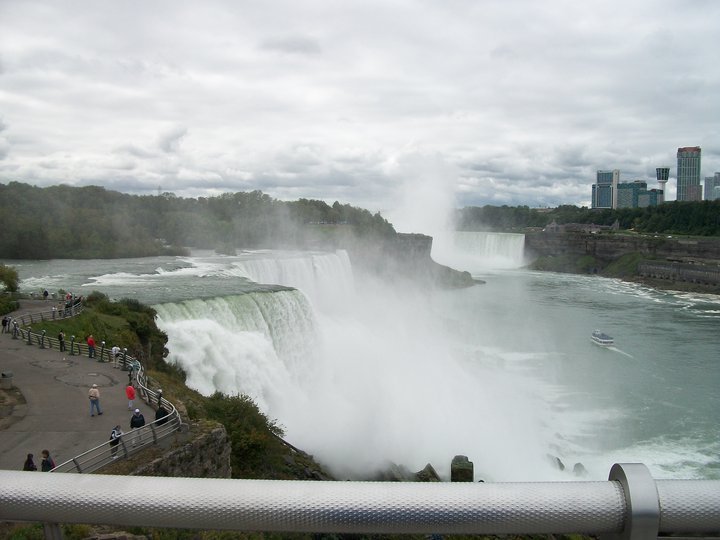 Gary Ratajski's album, Road Trip, Mi. to Niagra Falls