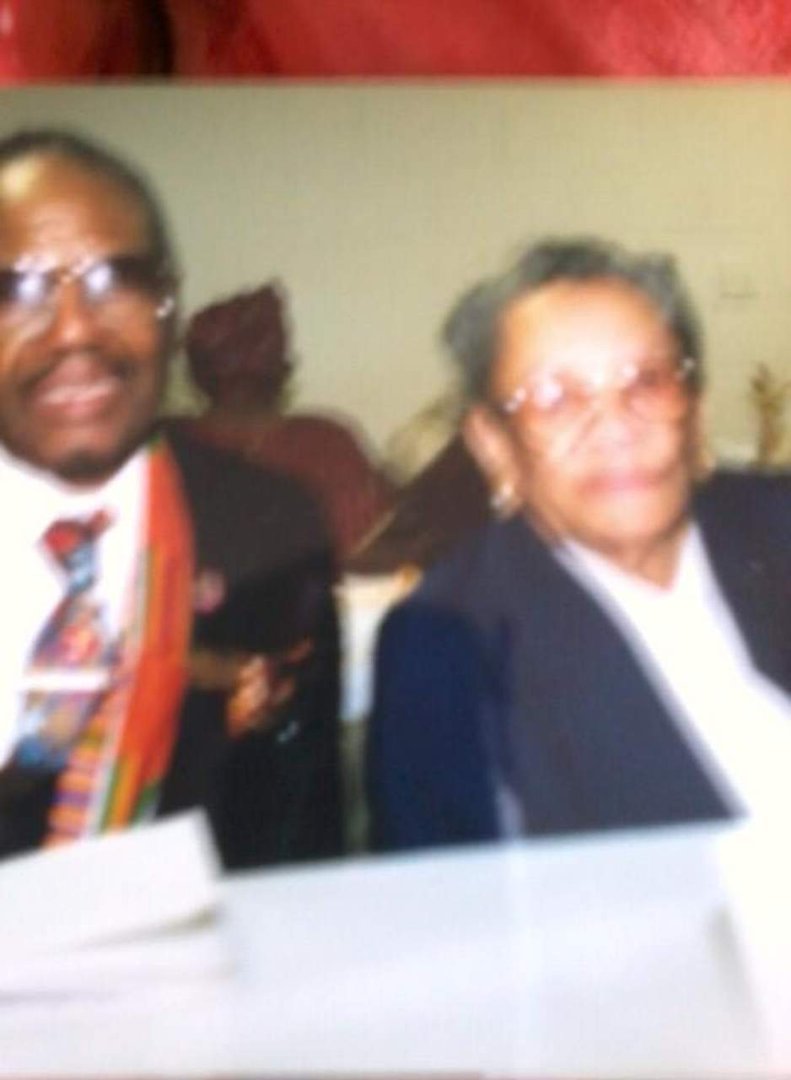 Esther Major's album, Mobile Uploads