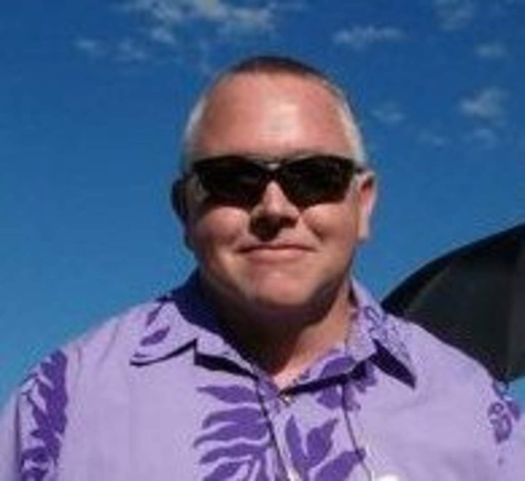 Robin (Rob) Hammitt's album, Profile Pictures