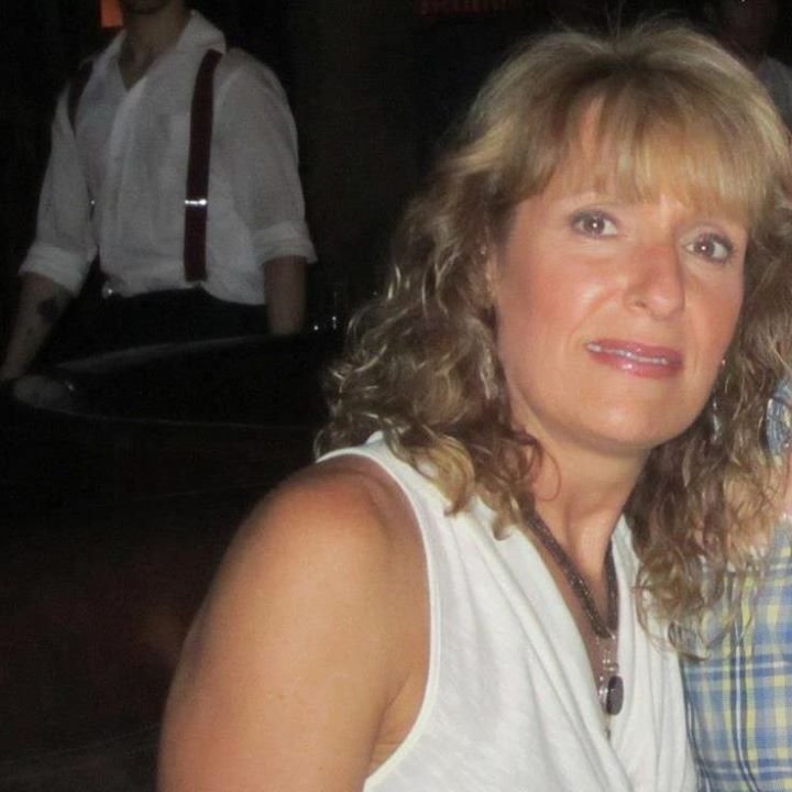 Beth Kohler's album, Profile Pictures