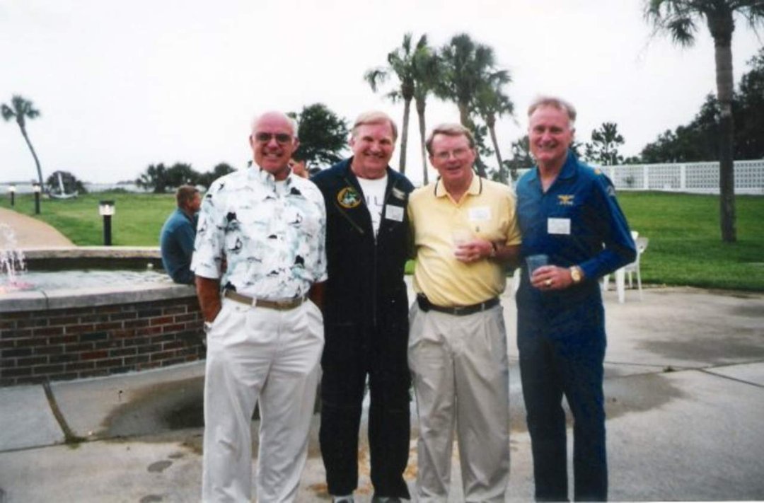 Bob Lawrence's album, Capt Bob Pix