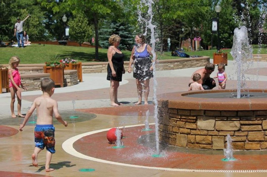 Crista Prill's album, Summer fun at Whitney Fountain