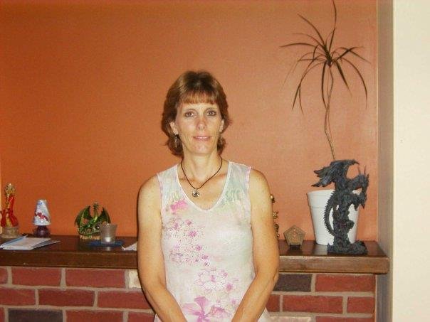 Beth Mortas' album, Profile Pictures