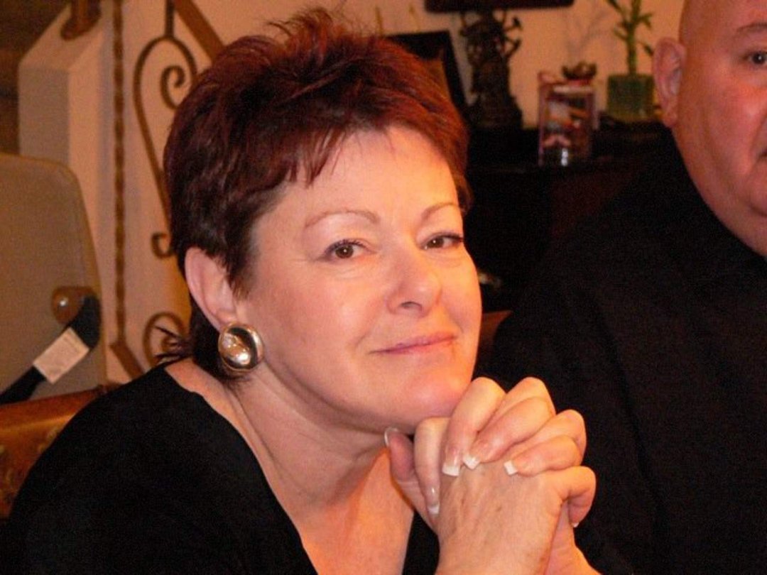 Brenda Segev - Lawner's album, Profile Pictures