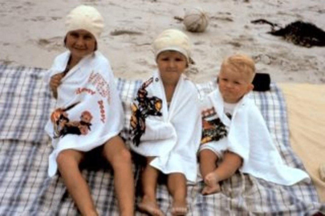 Robert Calvey's album, Emmett Calvey & Family