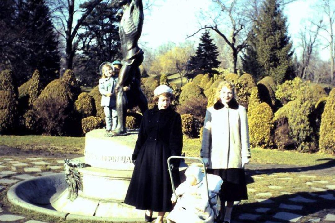 Robert Calvey's album, Emmett Calvey & Family