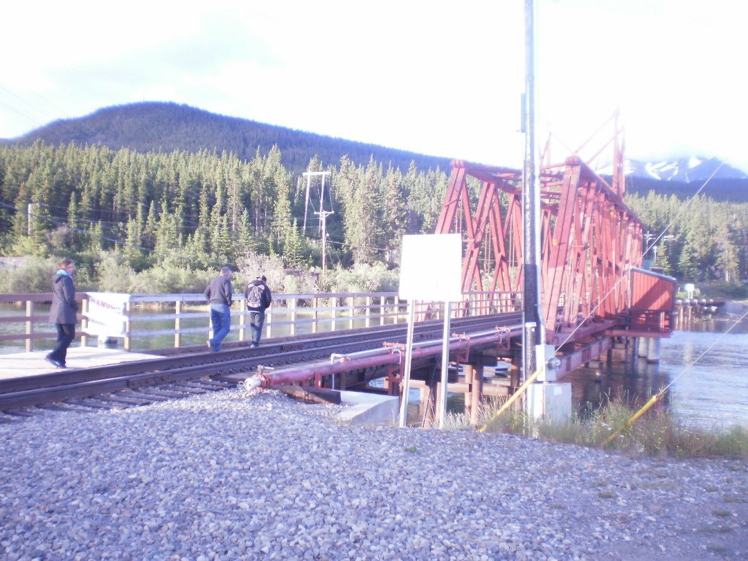 Pat Lanthier's album, Whitehorse Meghan & Shea