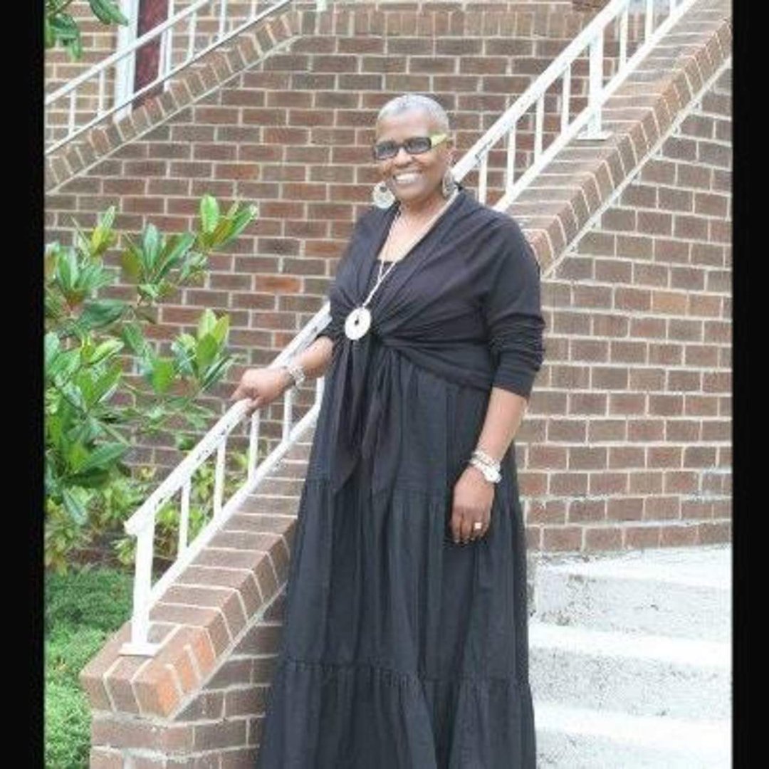 Lynn Butler-Bailey's album, Profile Pictures