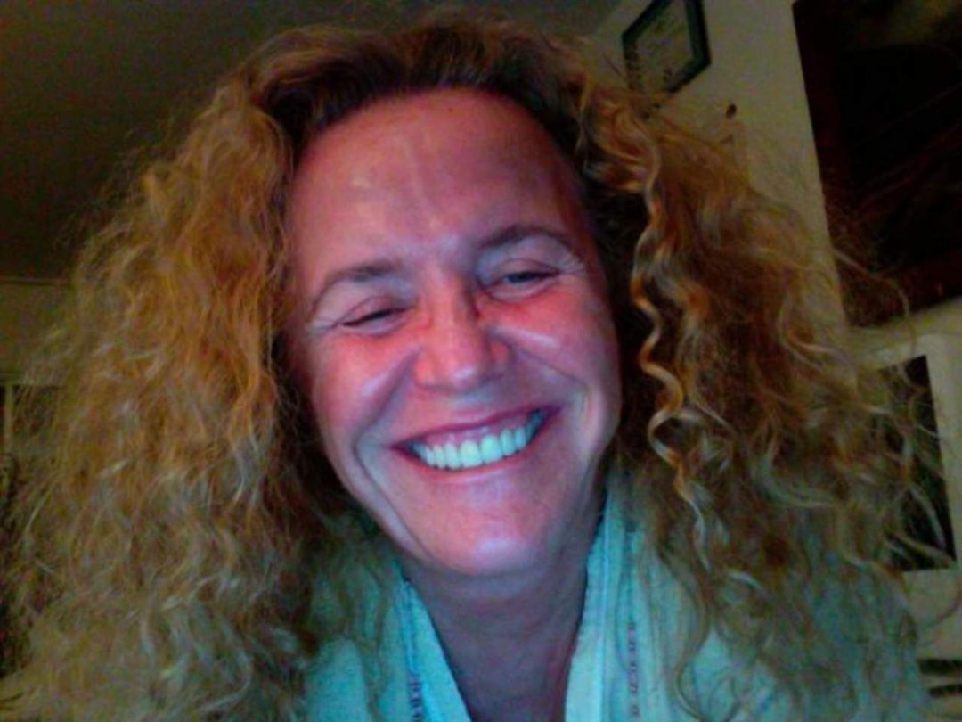 Alison Archambault's album, Profile Pictures