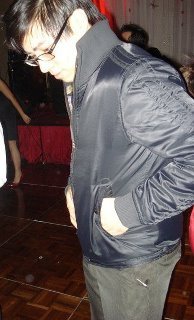 Phong Le's album, Profile Pictures