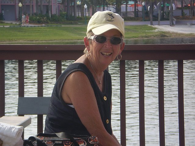 Sandra McManus' album, Profile Pictures