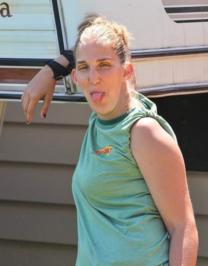 Danielle Shirey's album, Profile Pictures