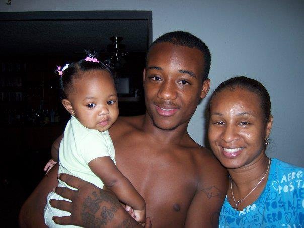 Phyllis Kemp's album, neices n nephew and great