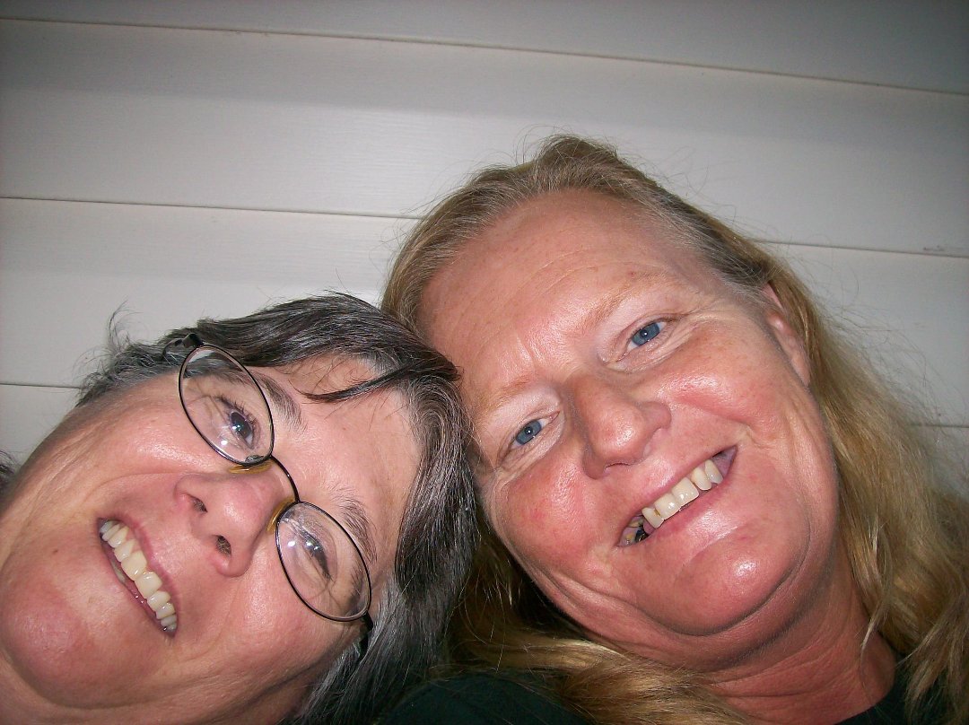Nanny Gowder's album, Profile Pictures