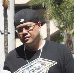 Steve (J.R.) Daus' album, Profile Pictures
