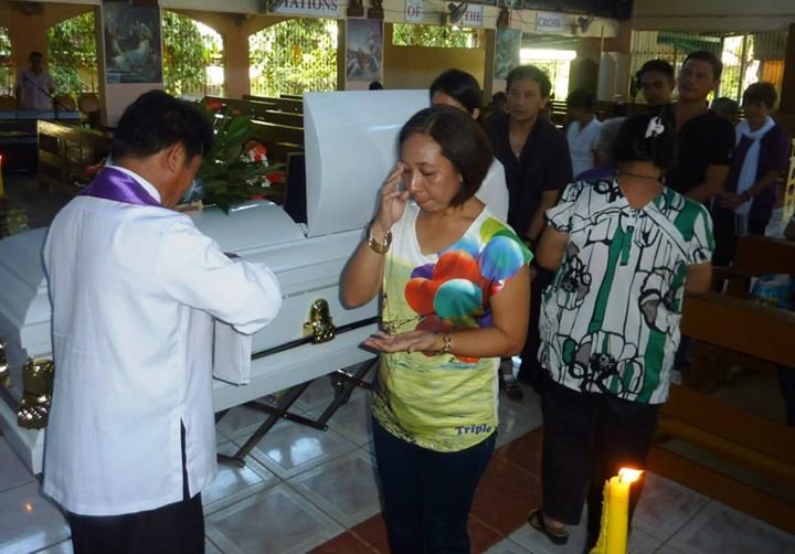 Hec Encarnacion's album, Dr. Conrado B. Encarnacion's wake and funeral.