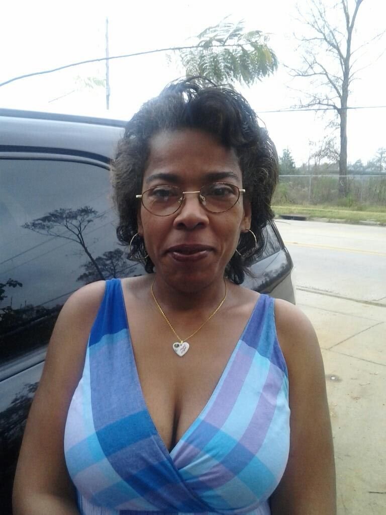 Cynthia Edwards' album, Mobile Uploads