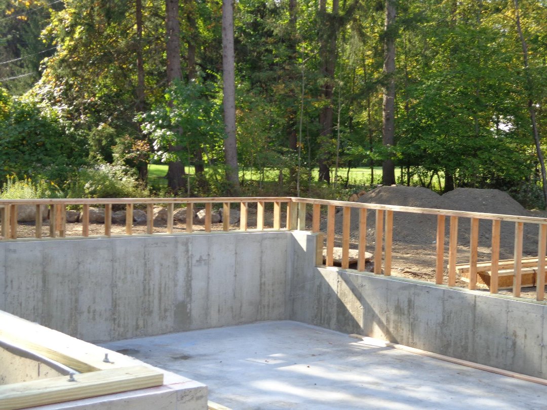 Charlene Antonelli's album, Aspetuck Pines House Building