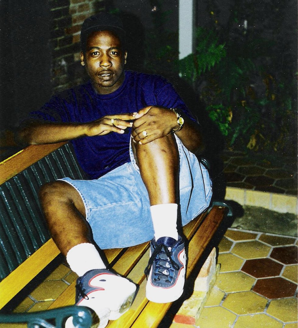 Douglas Lee's album, Profile Pictures