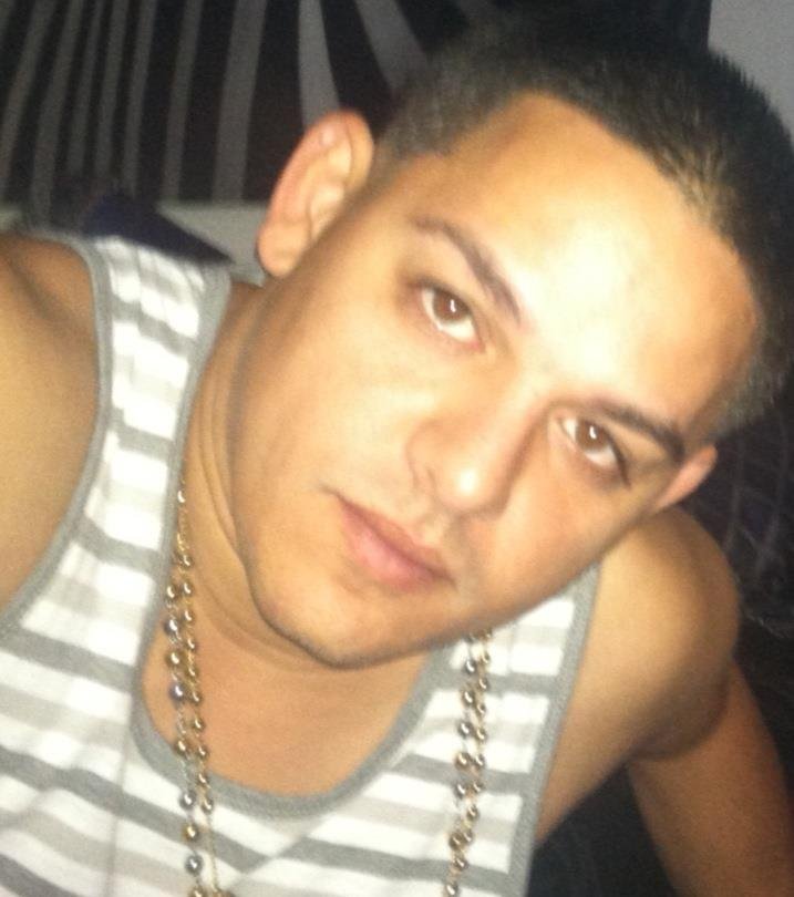 Cesar Machado Arias' album, Mobile Uploads