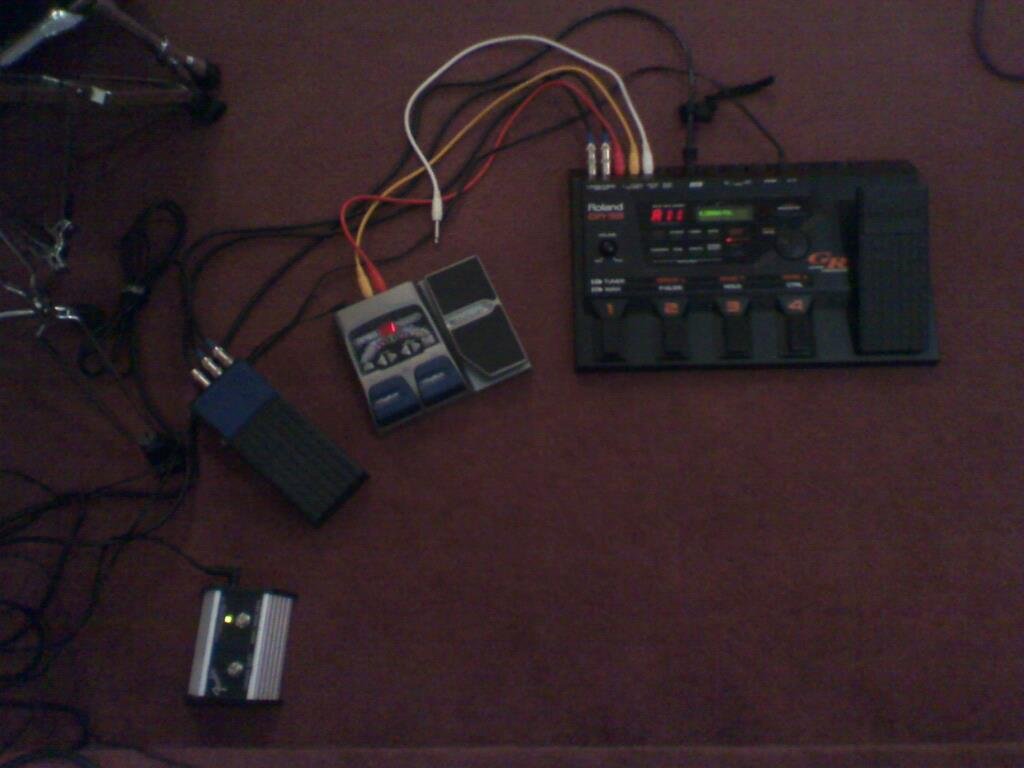 Elroy Jones' album, Mobile Uploads