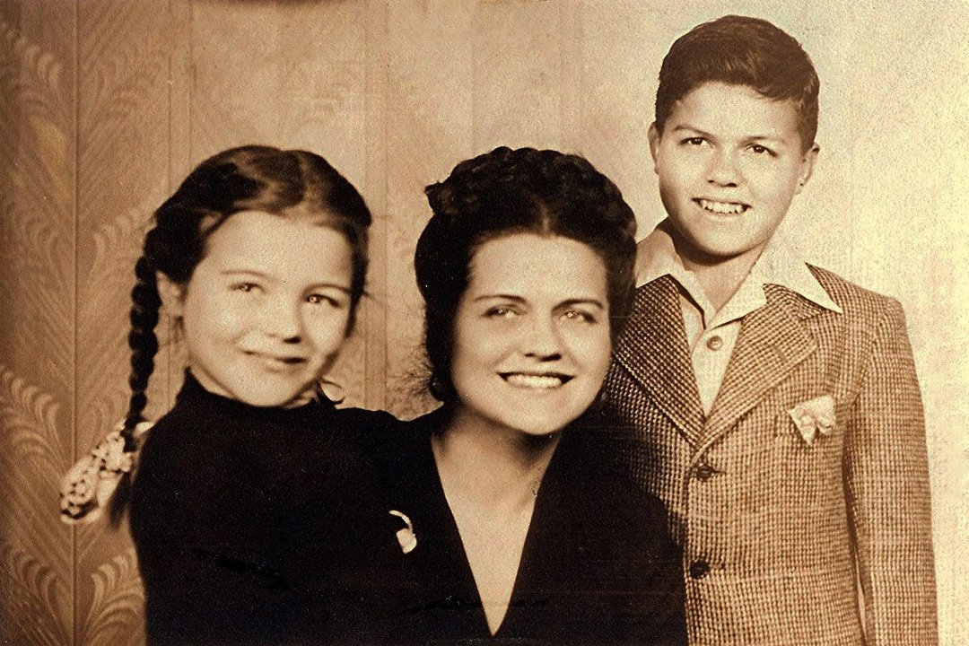 Suzette Galloway's album, My brother George