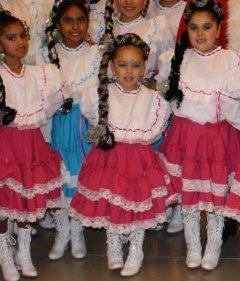 Amanda Hernandez's album, Profile Pictures