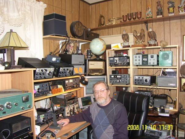 Robert Hughes' album, Profile Pictures