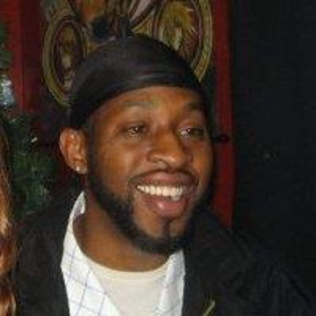 Sidley Cousins' album, Profile Pictures