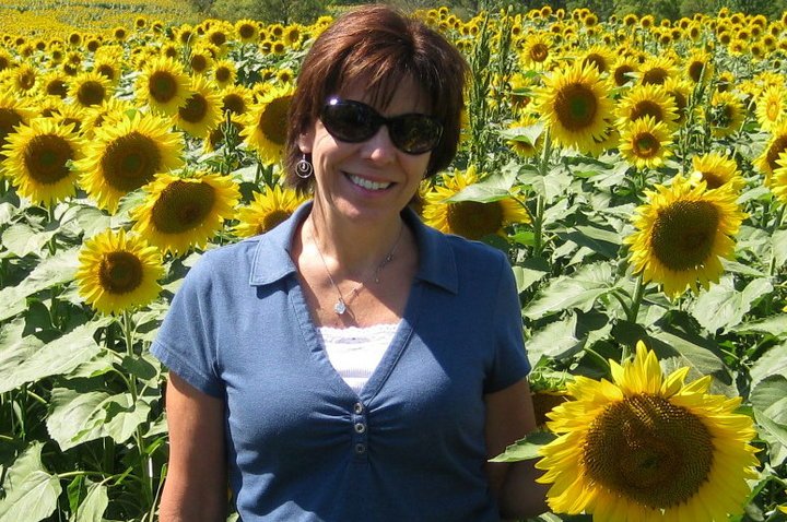 Candy Soldan's album, Profile Pictures