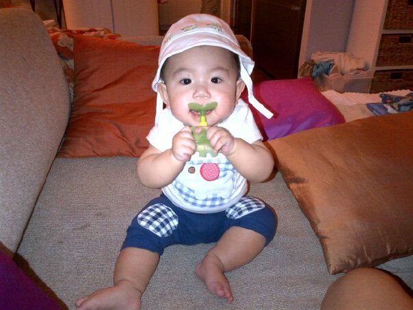 Eric Chu's album, Mobile Uploads