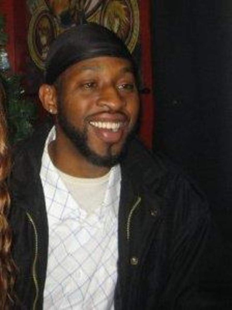 Sidley Cousins' album, Profile Pictures