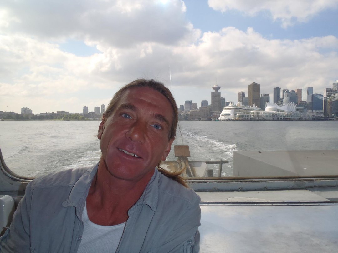 mark kent's album, Profile Pictures