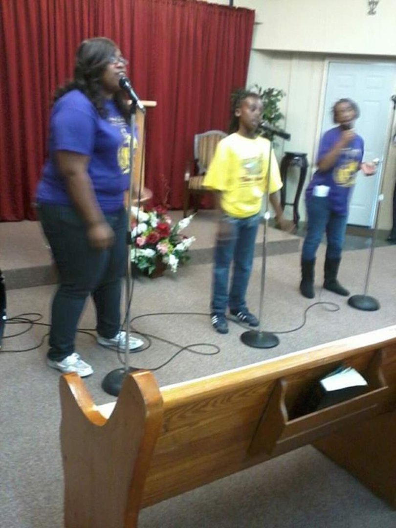 Darius Taylor's album, Mobile Uploads