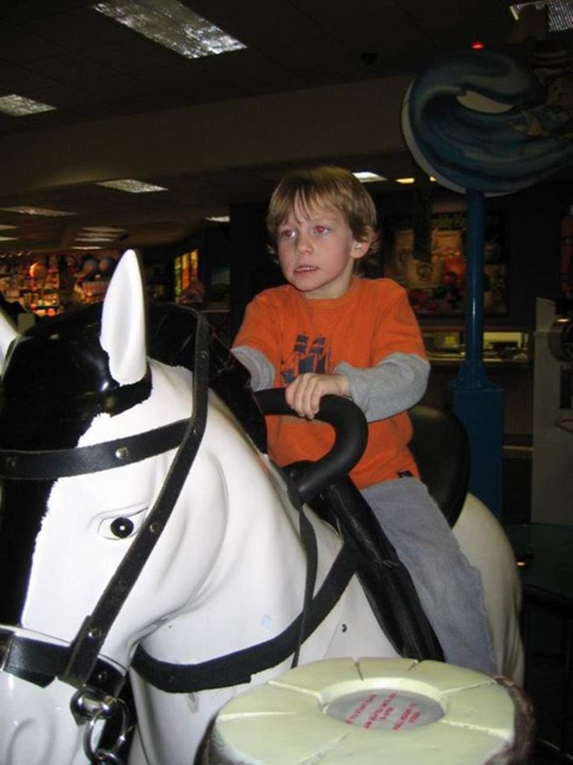Stephanie Hunt's album, Chuck E Cheese with kids