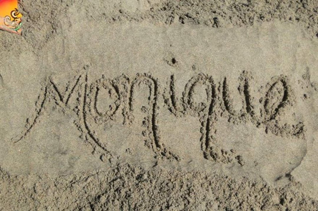 Monique Thompson's album, Cover Photos